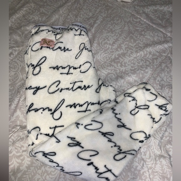 Juicy Couture LA Pajama Set JC1813A White JC Script Sleepwear Size XL - Picture 6 of 11